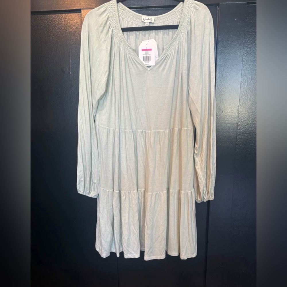 Flowy dress